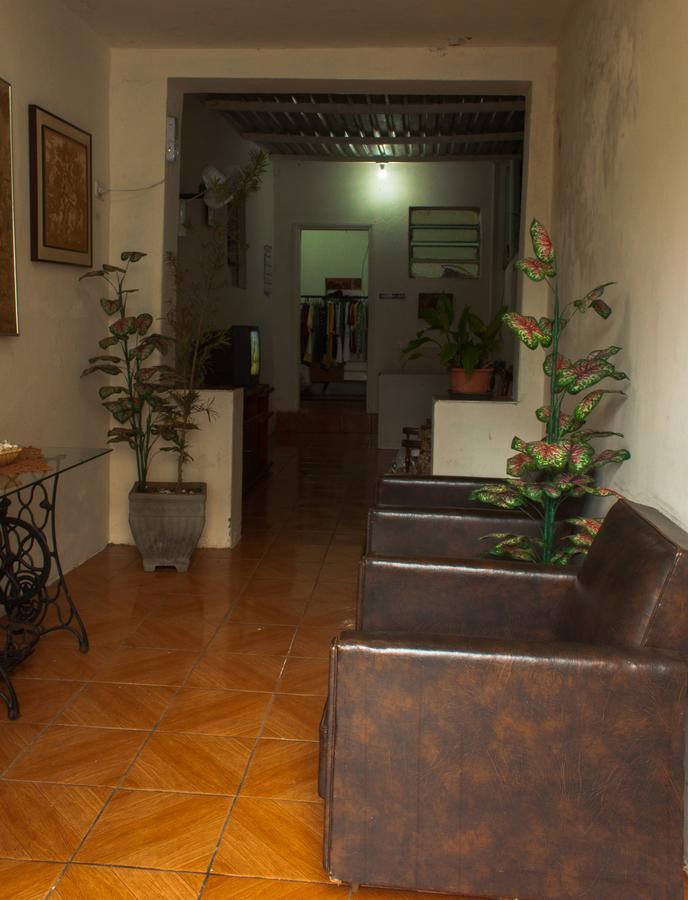 Morrison Hotel. Assis Extérieur photo